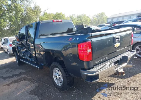 2018 Chevrolet Silverado 2500Hd Lt z USA, uszkodzony, nr VIN 1GC1KVEY4JF188031